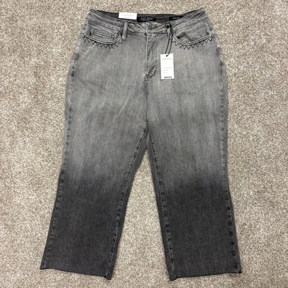 NEW Judy Blue Wide Leg Crop Jeans Womens 16W Grey Ombre Moonstone Embroidered